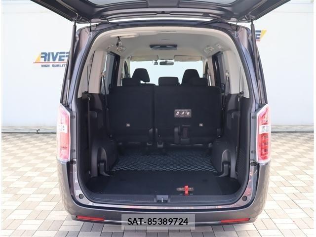 Honda e 2014-03 7330288-8
