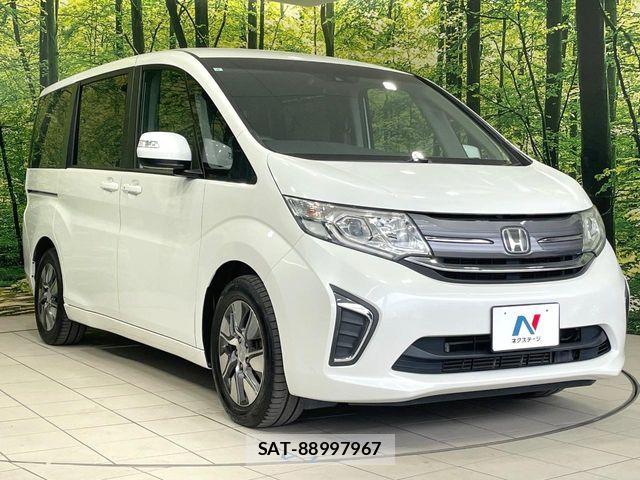 Honda e 2017-04 7330286-16