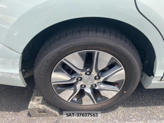 Honda e 2015-08 7330279-2