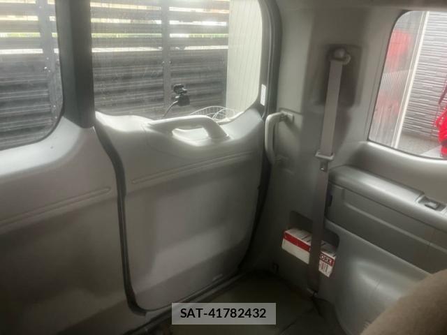 Honda e 2017-03 7359948-6
