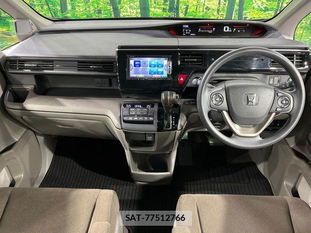 Honda e 2015-09 7359950-1