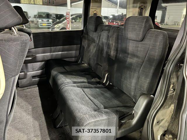 Honda e 2009-12 7359954-12
