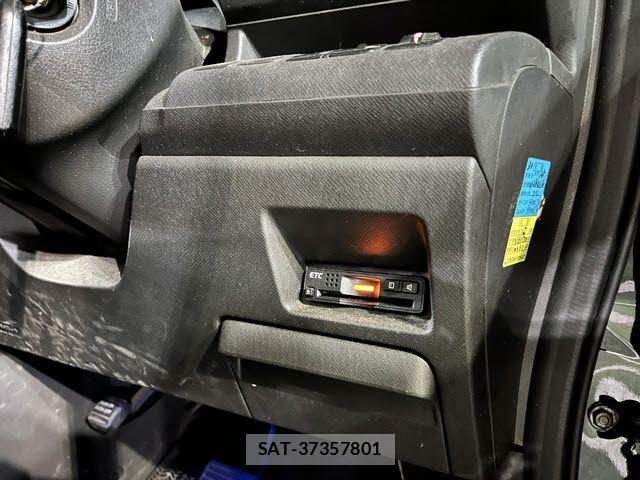 Honda e 2009-12 7359954-15