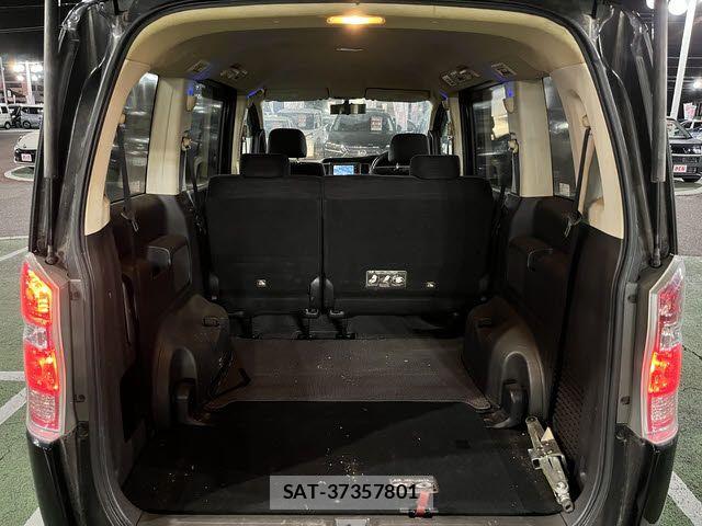 Honda e 2009-12 7359954-20