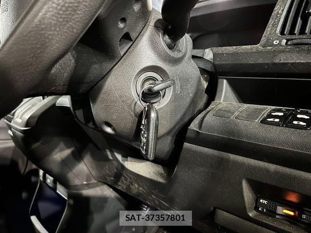Honda e 2009-12 7359954-22