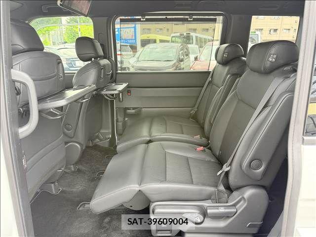 Honda e 2023-11 7394271-27