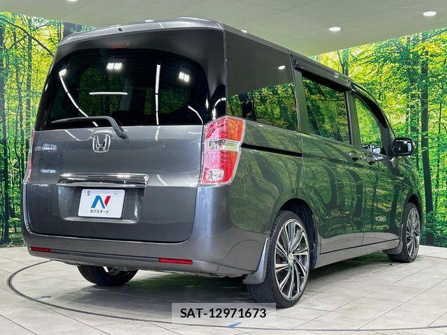 Honda e 2012-02 7394270-17