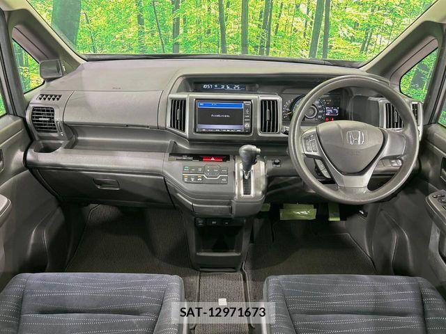 Honda e 2012-02 7394270-1