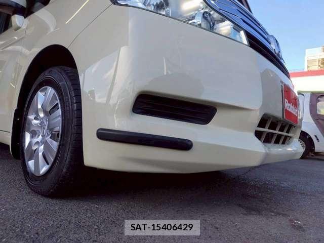 Honda e 2011-06 7620320-22
