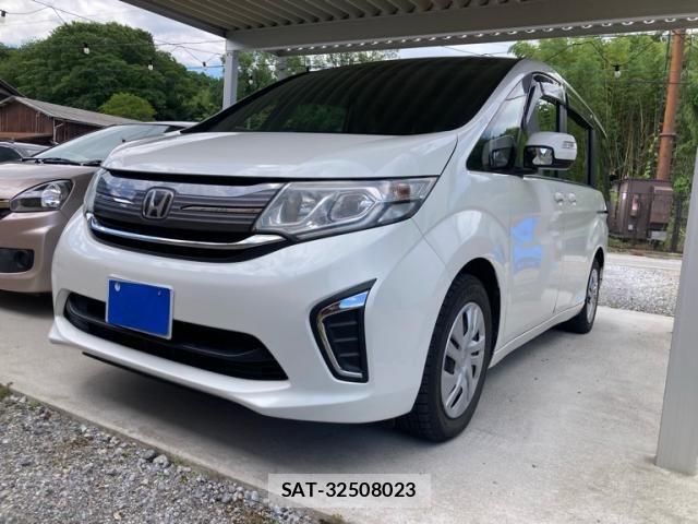 Honda e 2015-05 7620321-2