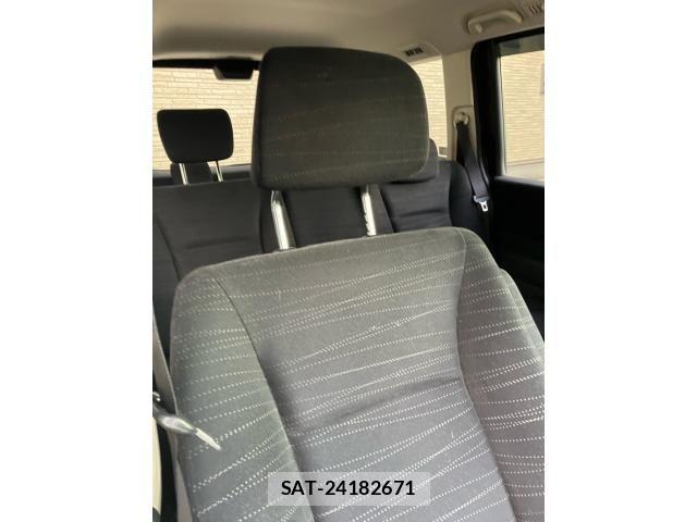 Honda e 2010-09 7620324-13