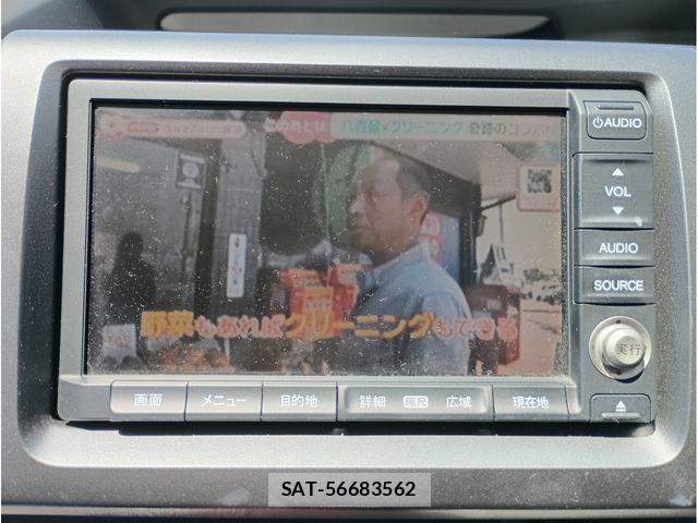 Honda e 2012-03 7620325-9