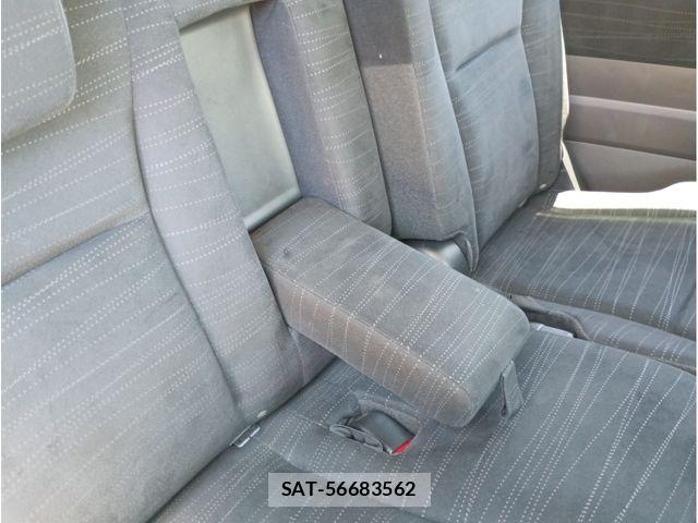 Honda e 2012-03 7620325-15