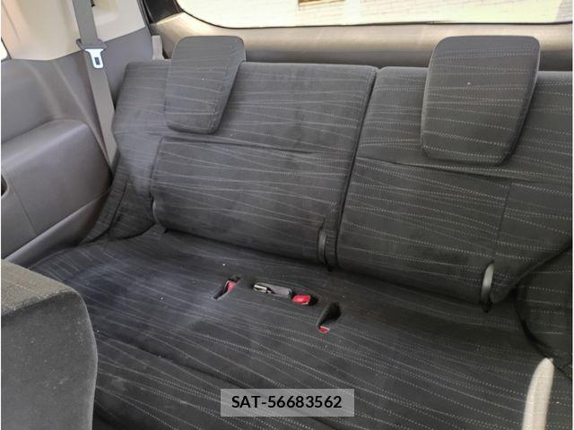 Honda e 2012-03 7620325-16