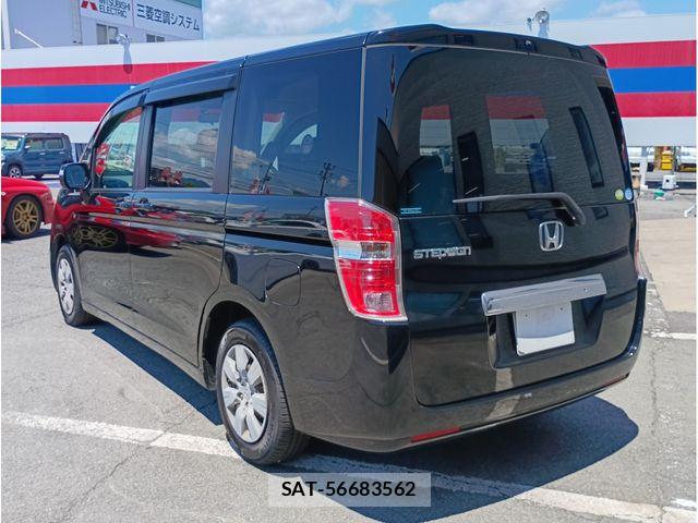 Honda e 2012-03 7620325-3