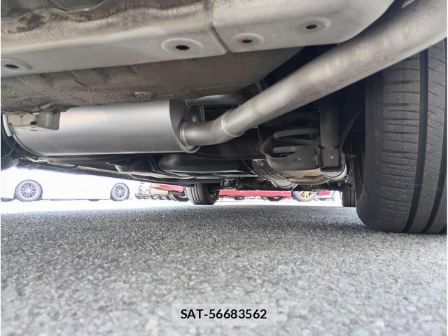 Honda e 2012-03 7620325-7