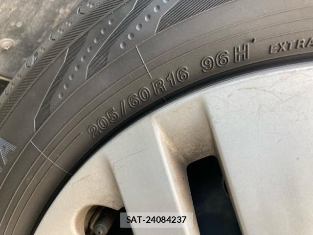Honda e 2015-07 7620323-20