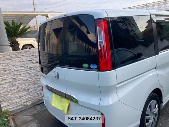 Honda e 2015-07 7620323-23