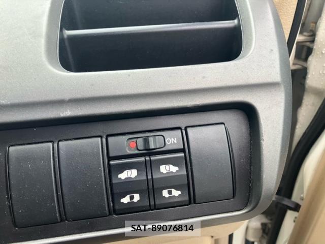 Honda e 2006-11 7620330-16