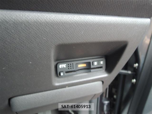 Honda e 2011-09 7729157-20