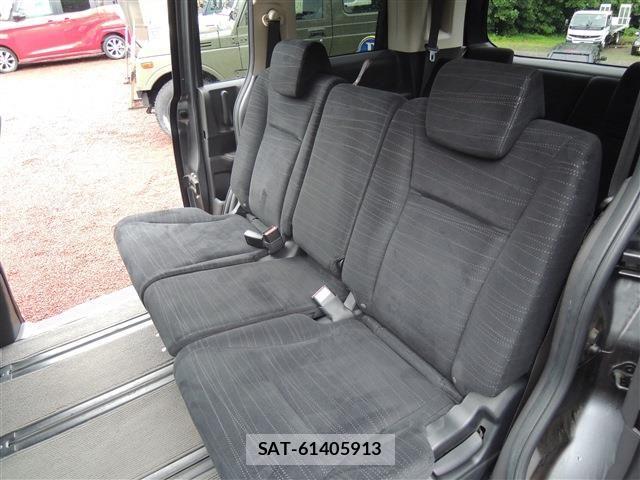 Honda e 2011-09 7729157-24