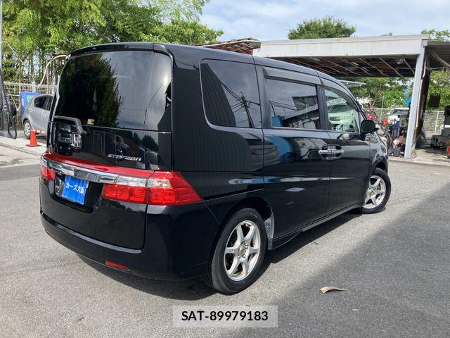 Honda e 2009-07 7729168-2