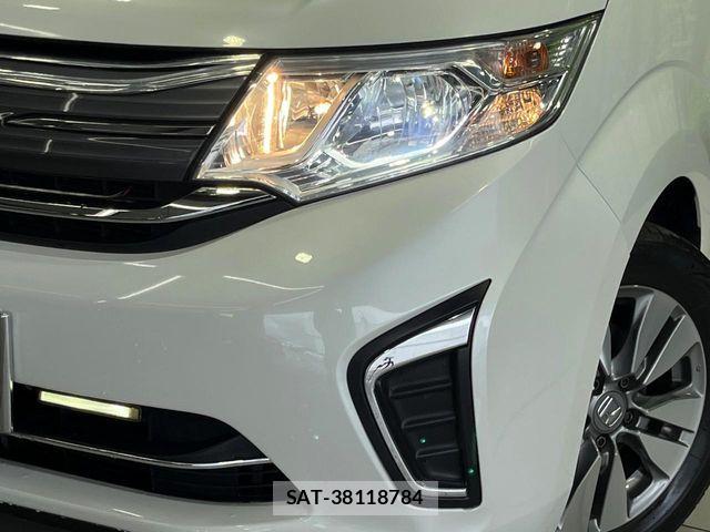 Honda e 2018-01 7729143-12