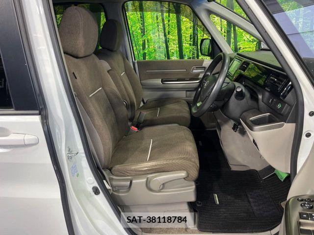 Honda e 2018-01 7729143-7