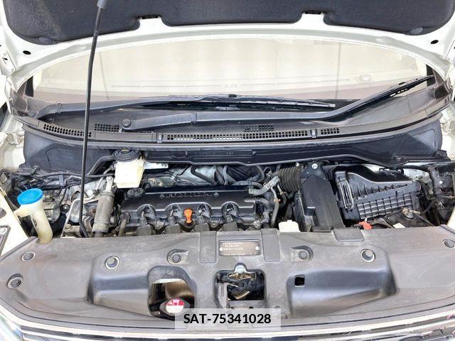 Honda e 2010-03 7729153-17
