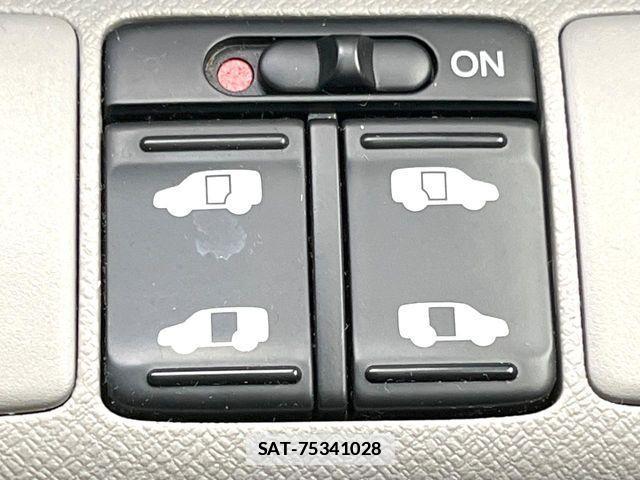 Honda e 2010-03 7729153-3
