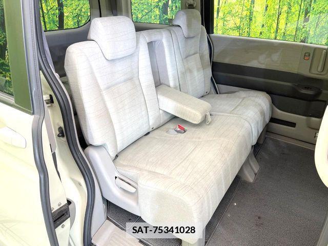 Honda e 2010-03 7729153-8