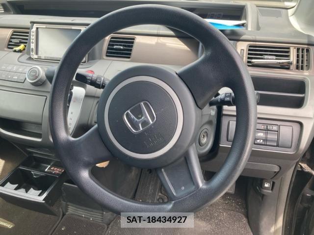 Honda e 2006-02 7729179-15