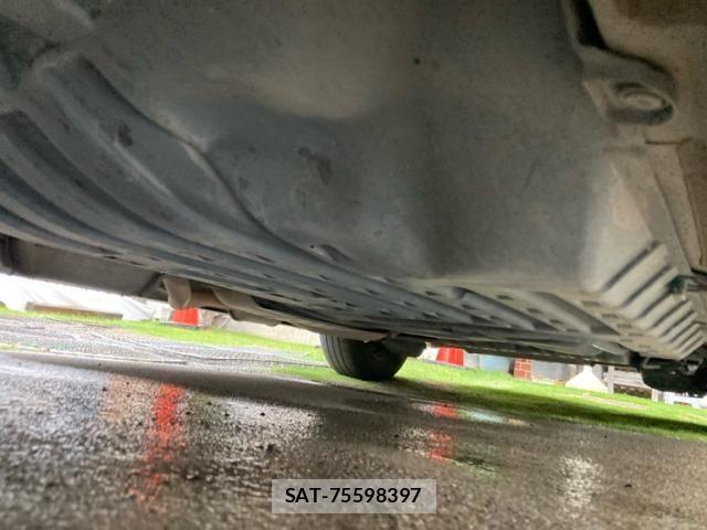 Honda e 2012-05 7729176-9