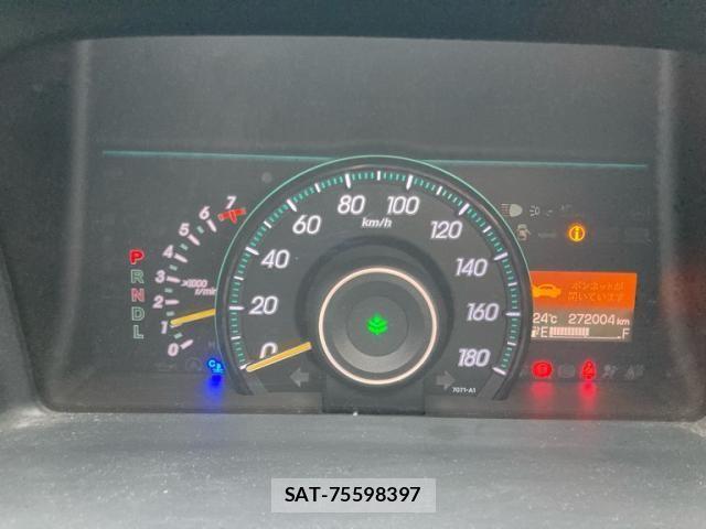 Honda e 2012-05 7729176-22