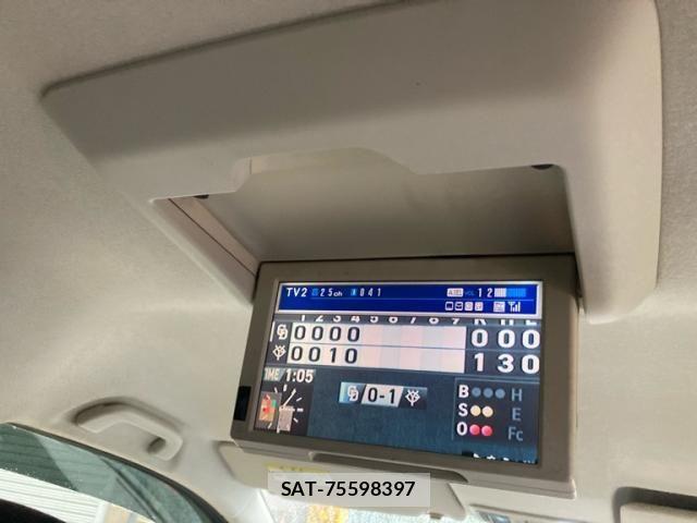Honda e 2012-05 7729176-26