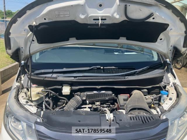 Honda e 2017-08 7729148-11