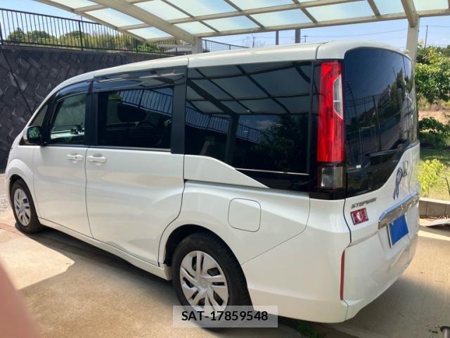 Honda e 2017-08 7729148-4