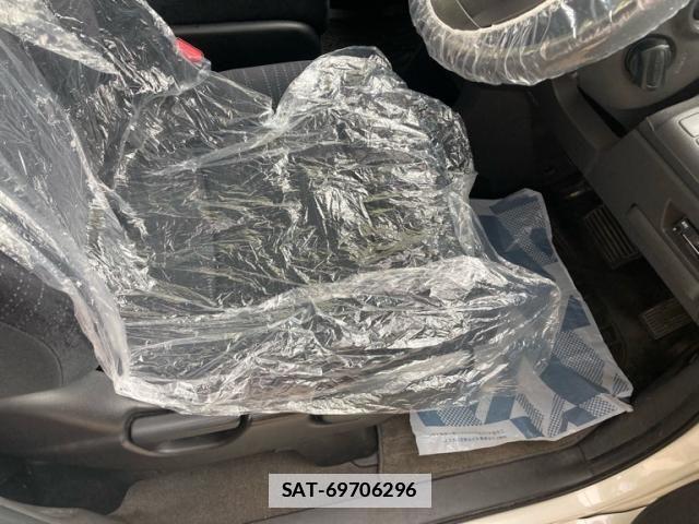 Honda e 2011-12 7729177-15