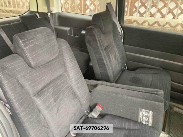 Honda e 2011-12 7729177-8