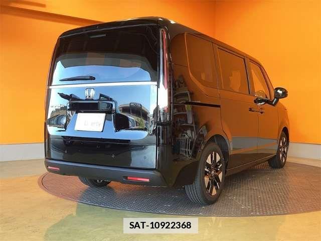 Honda e 2026-05 7729142-8