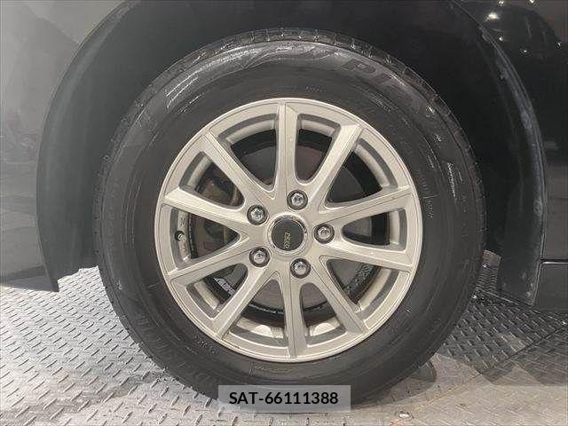 Honda e 2011-10 7729166-27