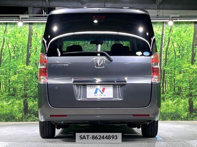 Honda e 2010-05 7729156-15