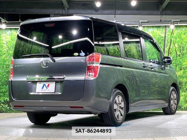 Honda e 2010-05 7729156-17