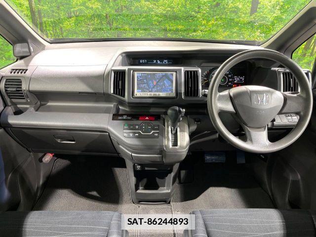 Honda e 2010-05 7729156-1