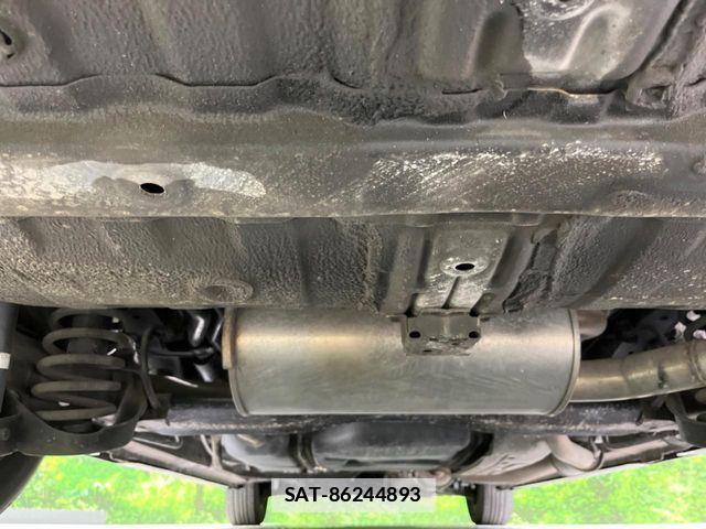Honda e 2010-05 7729156-19