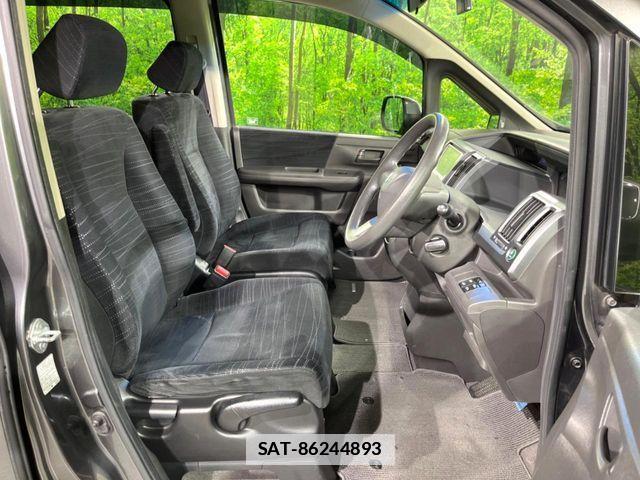 Honda e 2010-05 7729156-7