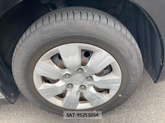Honda e 2013-02 7729158-5