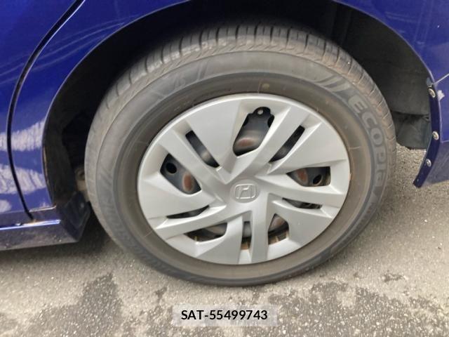 Honda e 2015-08 7789422-4