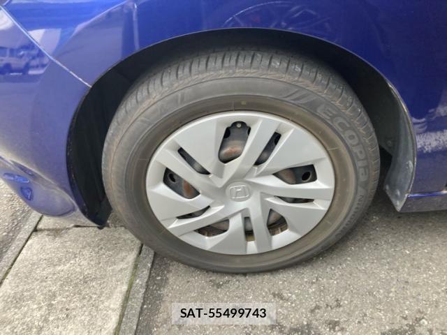 Honda e 2015-08 7789422-5