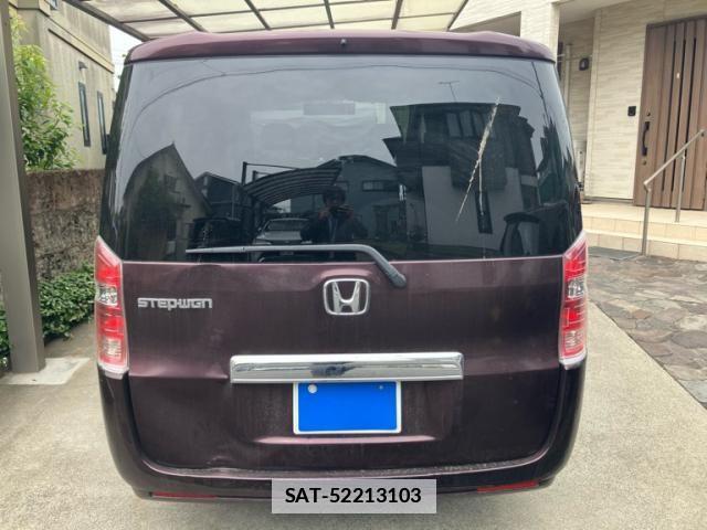Honda e 2010-08 7789400-2